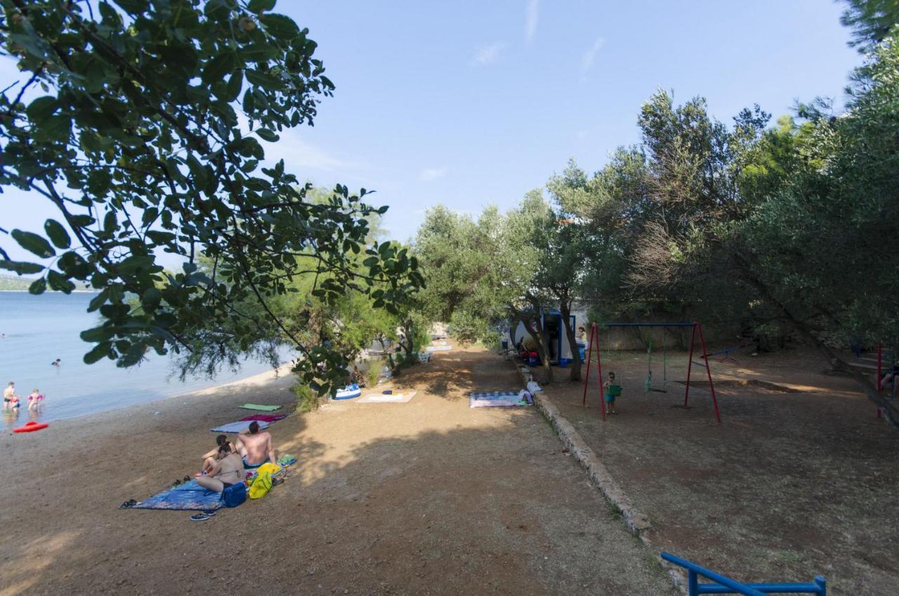 Apartments Andrija ピロヴァッツ エクステリア 写真
