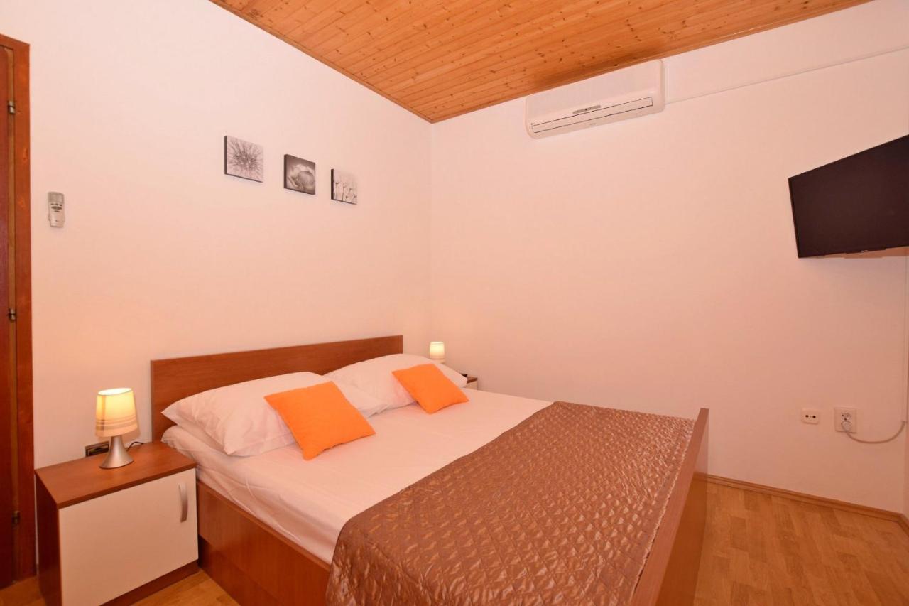 Apartments Andrija ピロヴァッツ エクステリア 写真